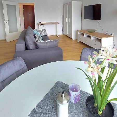 Moderne Wohnung Mit Vollausstattung In Ruhiger Lage, W-Lan Grossrohrsdorf Bagian luar foto