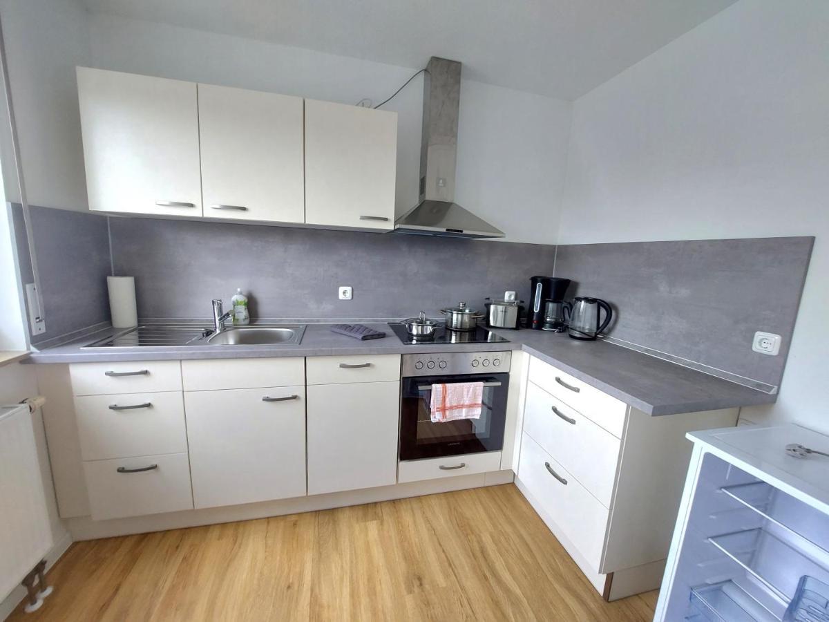 Moderne Wohnung Mit Vollausstattung In Ruhiger Lage, W-Lan Grossrohrsdorf Bagian luar foto